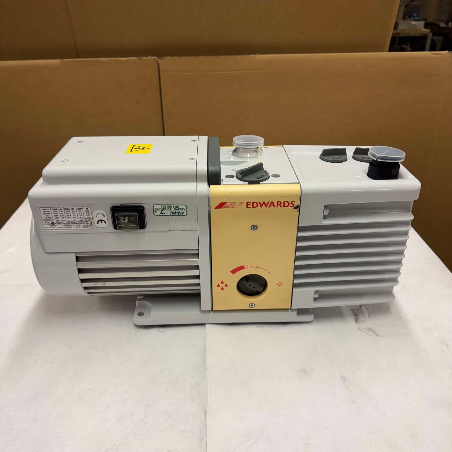 Reconditioned Edwards RV8 Rotary Vane Pump